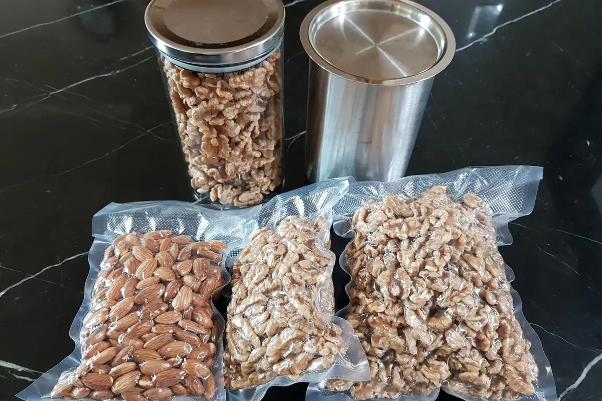 شرایط مناسب انبار گردو + تأثیر دما و رطوبت بر تازگی مغز